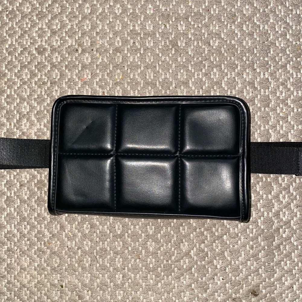 NWOT Amanda Uprichard belt bag